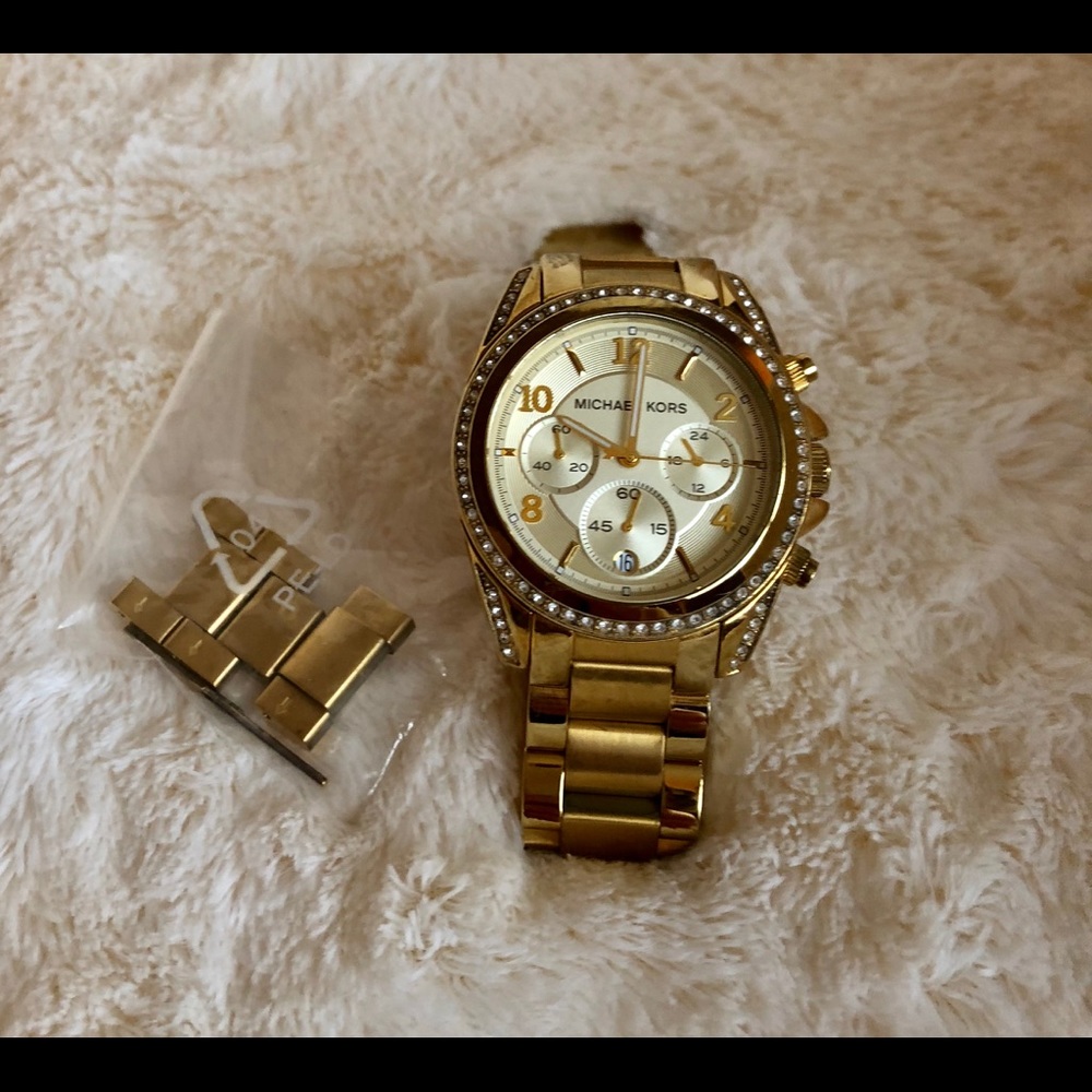 Michael Kors gold watch - Picture 4 of 7